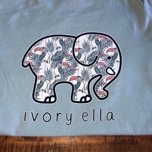 Ivory Ella tee.  Size Medium